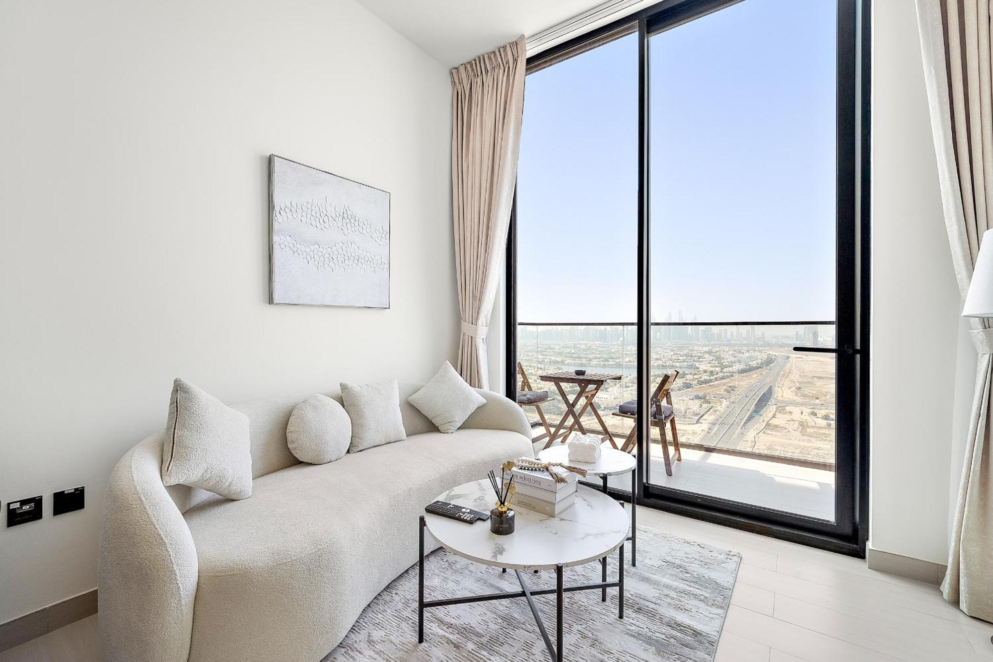 Vayk - Bright And Stylish 1br In Jvc